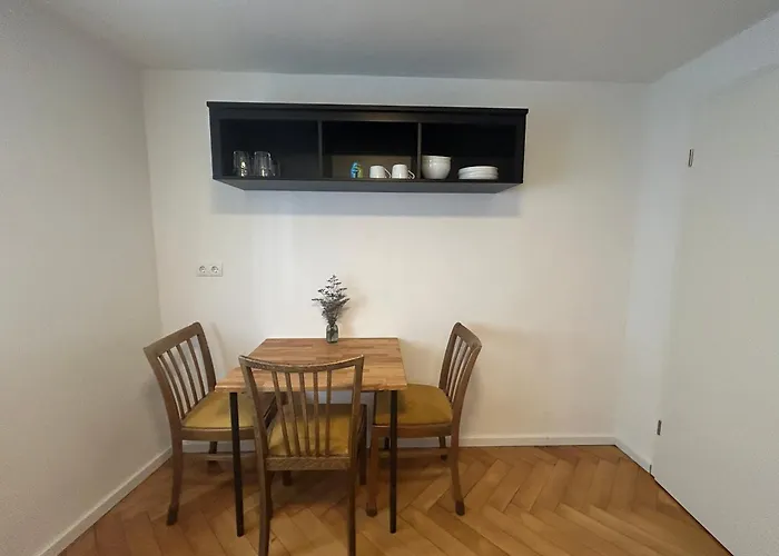 בית הארחה Private Zimmer Mit Kuechennutzung Und In Rheinnaehe בון