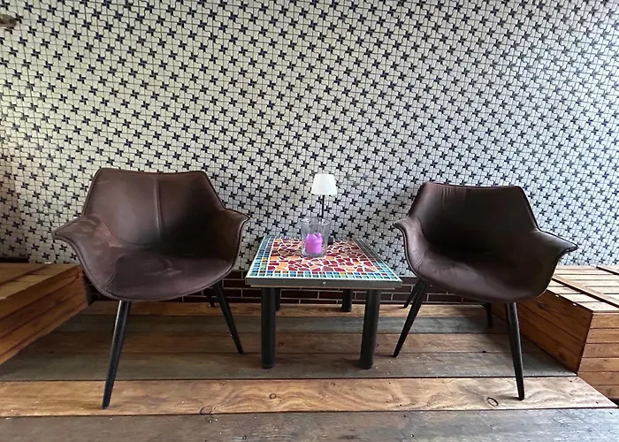 Private Zimmer mit eigener Küche und in Rheinnähe *